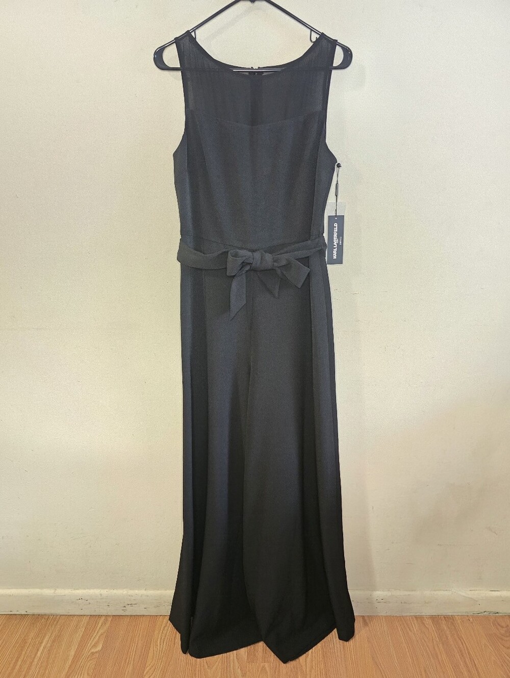 NWT Karl Lagerfeld Paris Jumpsuit Womens Size 8 Black Sleeveless Wide Leg Belted